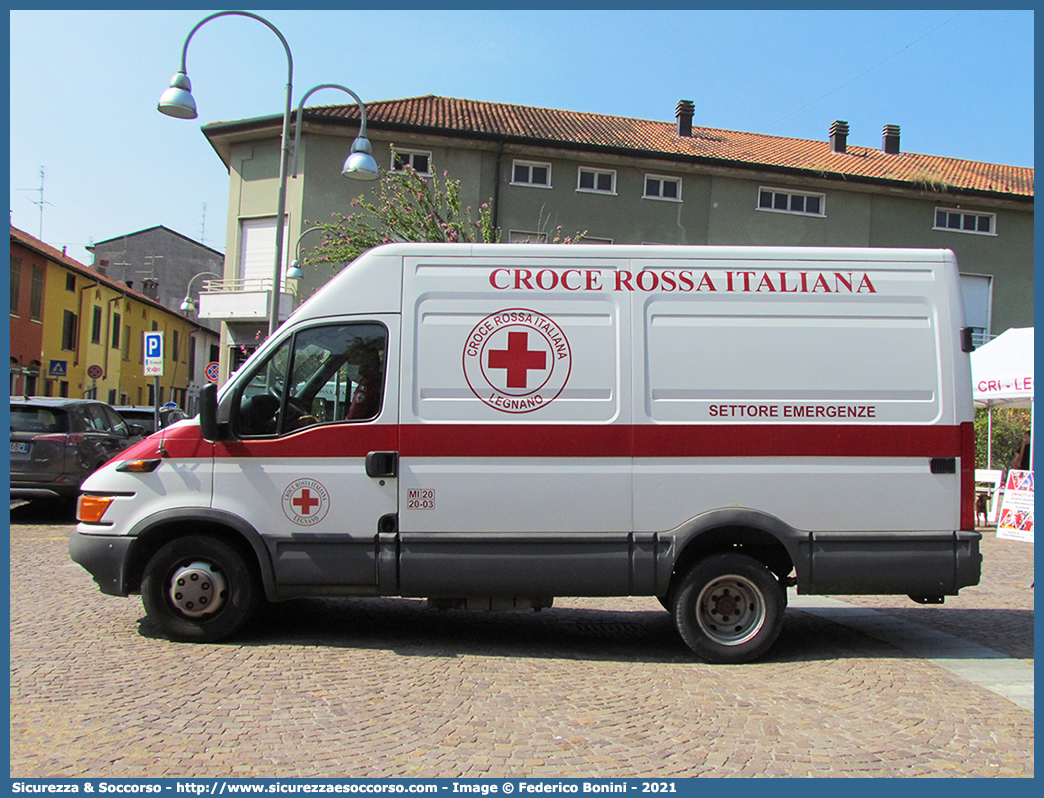 CRI A2218
Croce Rossa Italiana
Legnano (MI)
Iveco Daily III serie
Parole chiave: CRI;C.R.I.;Croce;Rossa;Italiana;Iveco;Daily;Legnano