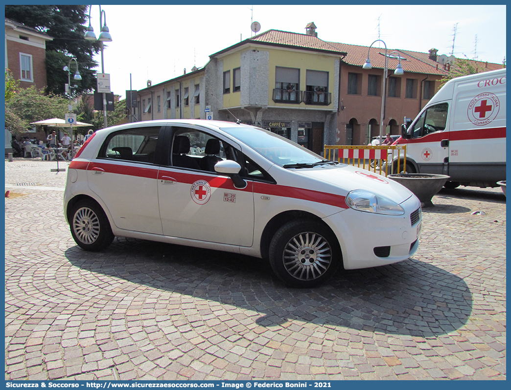 CRI A257D
Croce Rossa Italiana
Fiat Grande Punto
Parole chiave: CRI;C.R.I.;Croce;Rossa;Italiana;Fiat;Grande;Punto