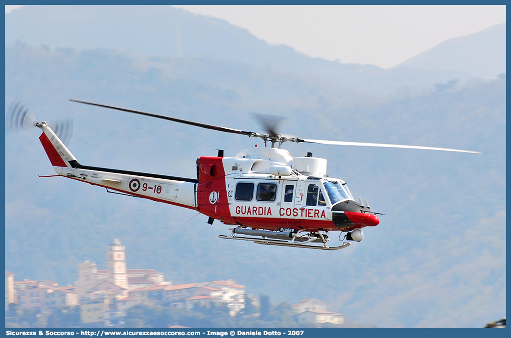 MM81512 - 9-10 "Koala 10"
Corpo delle Capitanerie di Porto
Guardia Costiera 
Agusta Bell AB412CP
Parole chiave: CP;GC;C.P.;G.C.;Guardia Costiera;Capitaneria di Porto;Agusta;Bell;AB;412