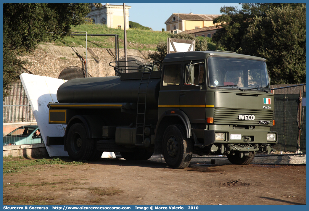 EI 093BC
Esercito Italiano
Iveco 190-33
Parole chiave: EI;E.I.;Esercito;Italiano;Iveco;190-33