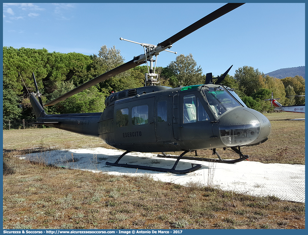 MM80718 EI-347
Esercito Italiano
Aviazione dell'Esercito
Agusta Bell 205
Parole chiave: EI;E.I.;Esercito;Italiano;Aviazione;Agusta;Bell;AB;205