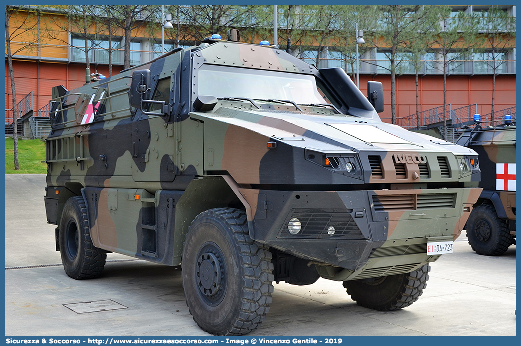 EI DA723
Esercito Italiano
Sanità Militare
Iveco VTMM
Parole chiave: EI;E.I.;Esercito;Italiano;Sanità Militare;Iveco;VTMM