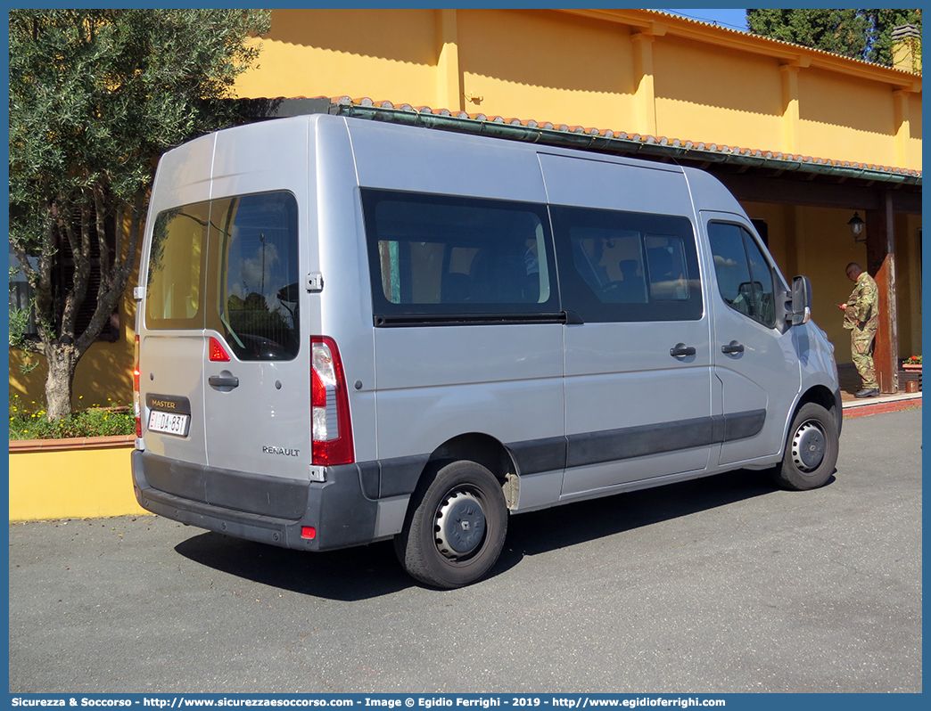 EI DA831
Esercito Italiano
Renault Master IV serie
Parole chiave: EI;E.I.;Esercito;Italiano;Renault;Master