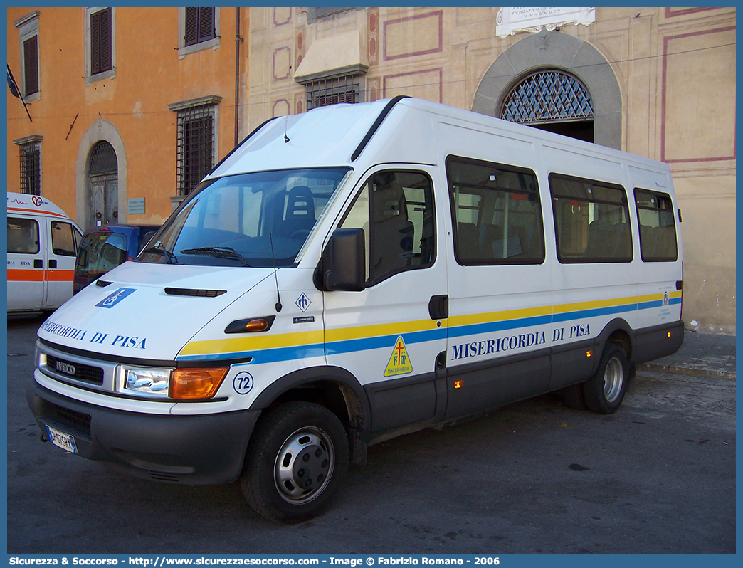 72
Misericordia di Pisa
Iveco Daily III serie
Allestitore Mariani Fratelli S.r.l.
Parole chiave: Misericordie;Misericordia;Pisa;Iveco;Daily;Mariani