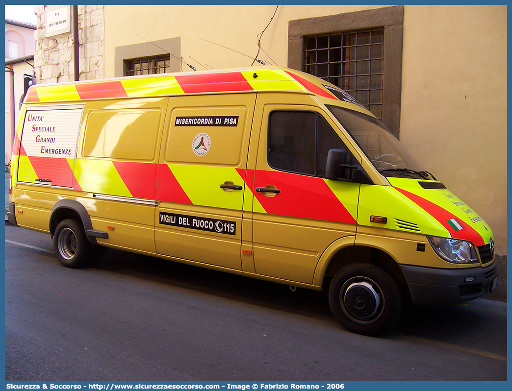 PLS 75
Misericordia di Pisa
Mercedes Benz Sprinter 416 I serie restyling
Allestitore BAI S.r.l.
Parole chiave: Misericordia;Misericordie;Pisa;Mercedes Benz;Sprinter;416;USGE;U.S.G.E.;Unità;Speciale;Grandi;Emergenze;BAI;B.A.I.