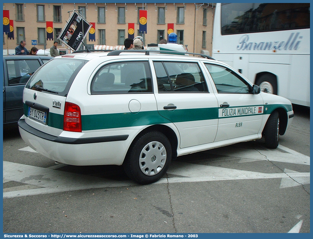 -
Polizia Municipale
Comune di Alba
Skoda Octavia Wagon I serie restyling
Parole chiave: PL;PM;P.L.;P.M.;Polizia;Locale;Municipale;Alba;Skoda;Octavia;Wagon