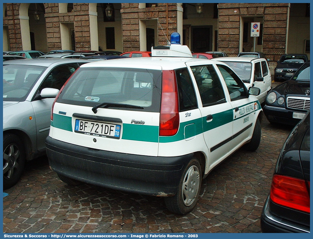 -
Polizia Municipale
Comune di Druento
Fiat Punto I serie
Parole chiave: PL;P.L.;PM;P.M.;Polizia;Locale;Municipale;Druento;Fiat;Punto