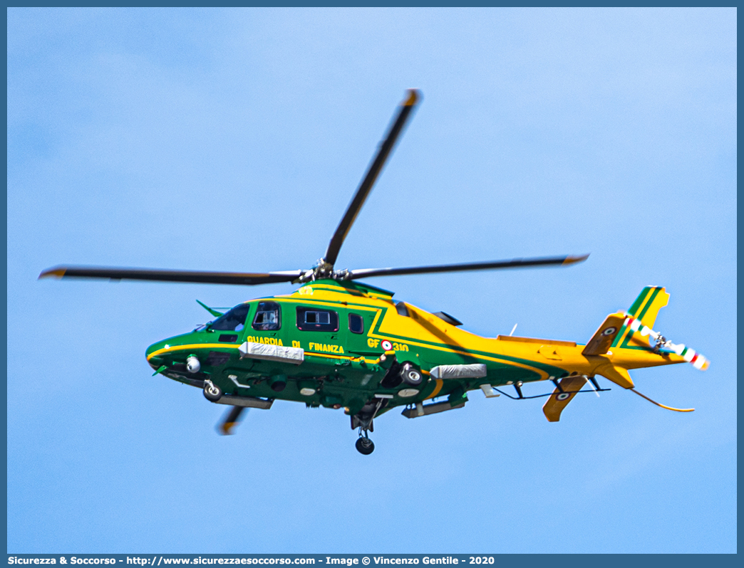 MM81698 / GF 310
Guardia di Finanza
R.O.A.N. Componente Aerea
Agusta Westland AW109N Nexus
Parole chiave: GdiF;G.D.F.;GDF;Guardia di Finanza;R.O.A.N.;ROAN;Componente Aerea;Agusta Westland;AW109N Nexus;312