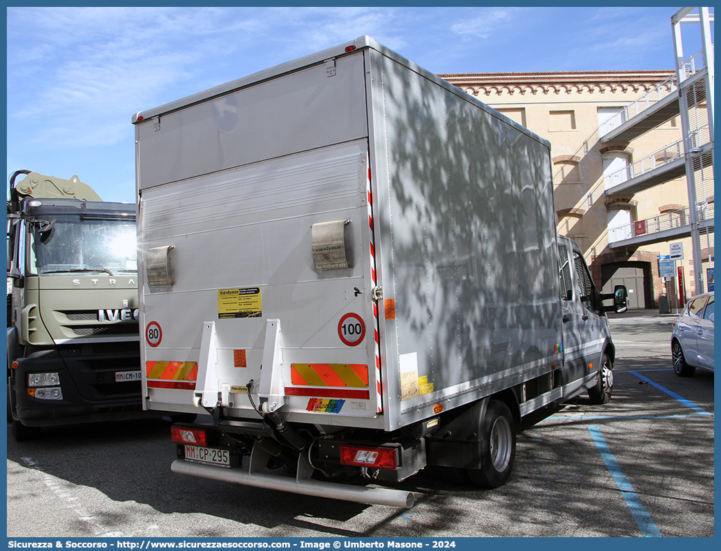 MM CP295
Marina Militare Italiana
Ford Transit IV serie
Parole chiave: MMI;M.M.I.;Marina;Militare;Italiana;Ford;Transit