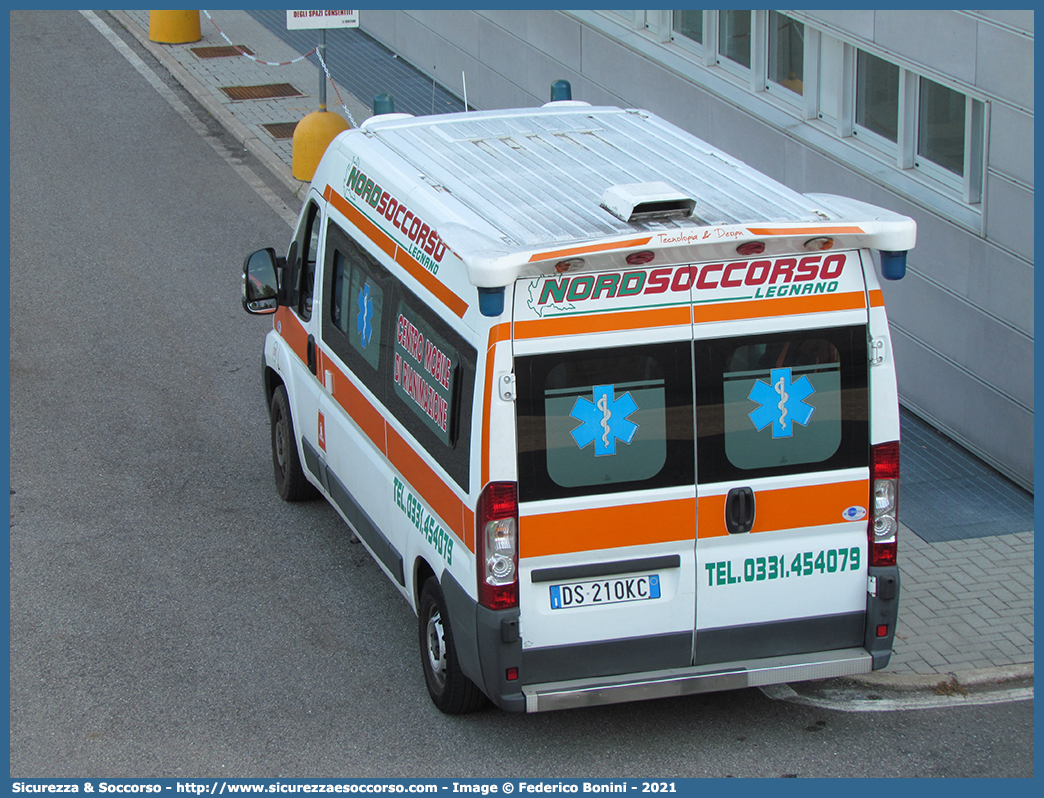 210
Nordsoccorso Legnano
Fiat Ducato III serie
Allestitore Orion S.r.l.
Parole chiave: Nordsoccorso;Legnano;Ambulanza;Fiat;Ducato;X250;Orion