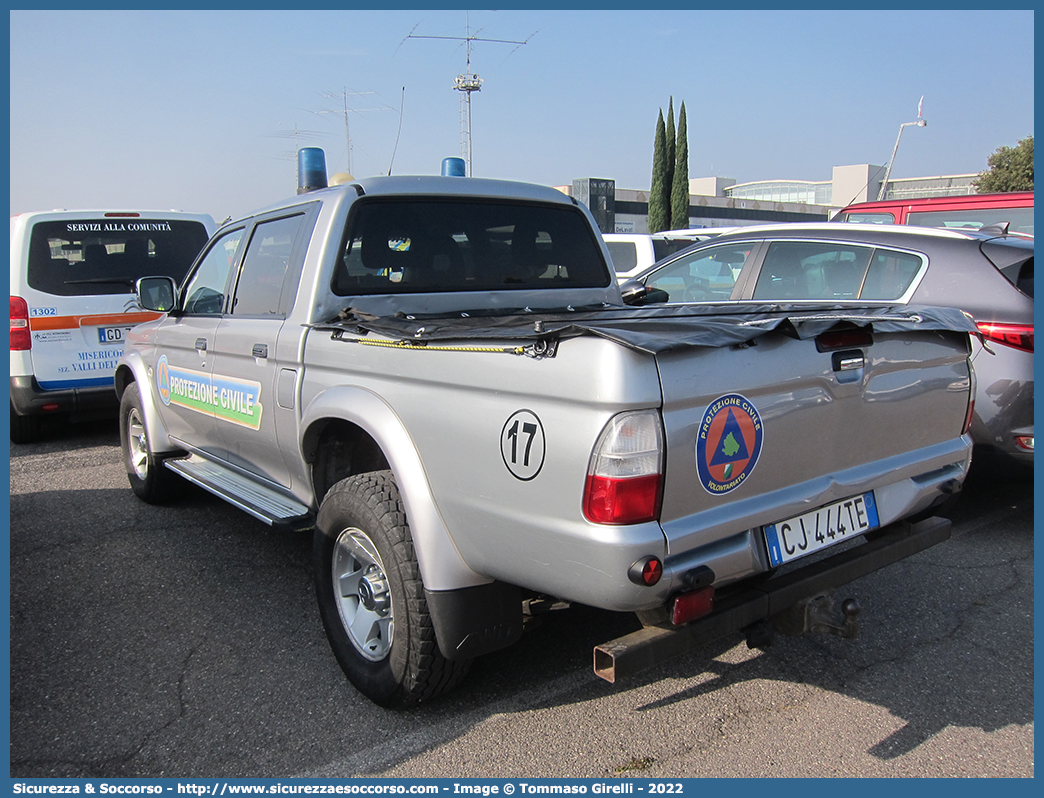 17
Protezione Civile
C.I.V.E.S. Teramo
Mitsubishi L200 III serie restyling
Parole chiave: P.C.;PC;Protezione;Civile;CIVES;C.I.V.E.S.;Mitsubishi;L200