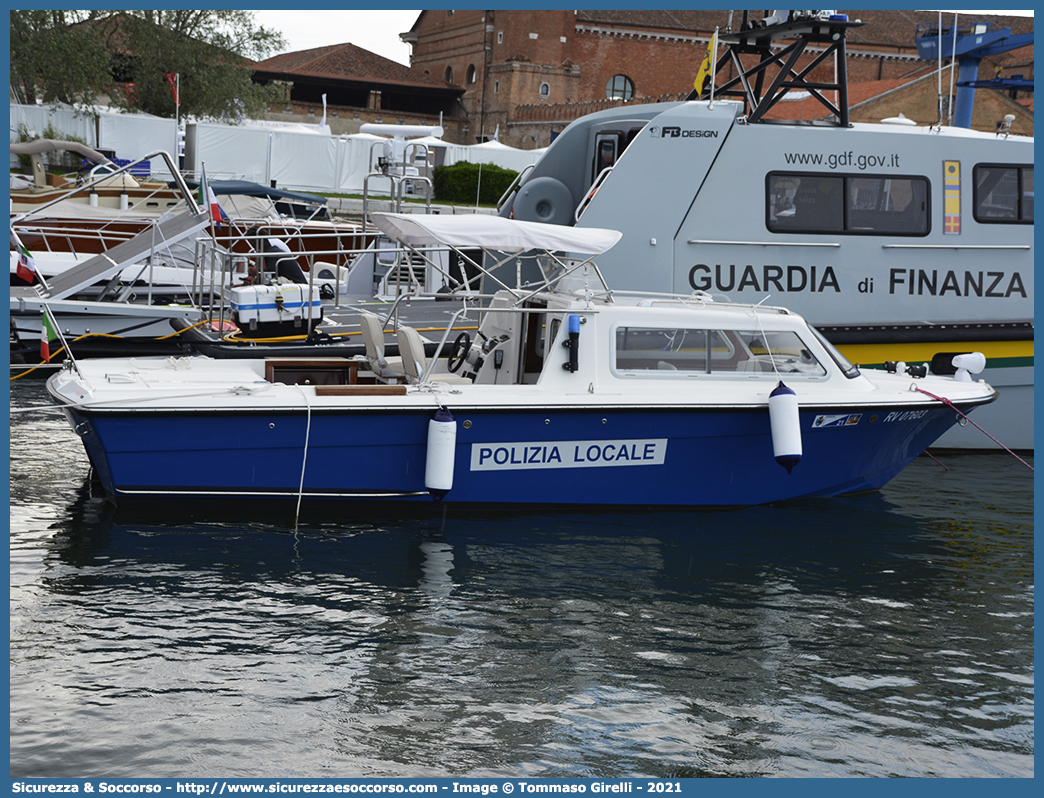 21
Polizia Locale
Comune di Venezia
Parole chiave: PL;P.L.;PM;P.M.;Polizia;Locale;Municipale;Venezia