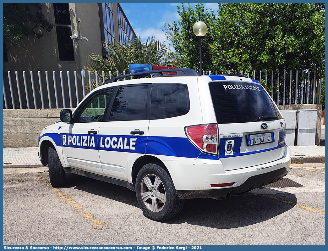 Polizia Locale YA242AD
Polizia Locale
Comune di Porto Torres
Subaru Forrester V serie
Allestitore Bertazzoni S.r.l.
Parole chiave: PM;P.M.;PL;P.L.;Polizia;Municipale;Locale;Porto Torres;Subaru;Forester;Bertazzoni