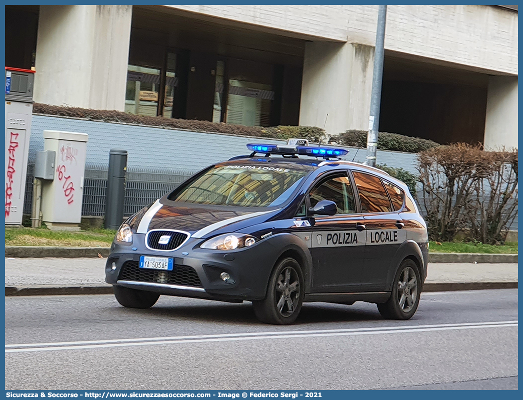 Polizia Locale YA503AF
Polizia Locale
Comune di Padova
Seat Altea Freetrack
Allestitore Bertazzoni S.r.l.
Parole chiave: PL;P.L.;PM;P.M.;Polizia;Locale;Municipale;Padova;Seat;Altea;Freetrack;Bertazzoni