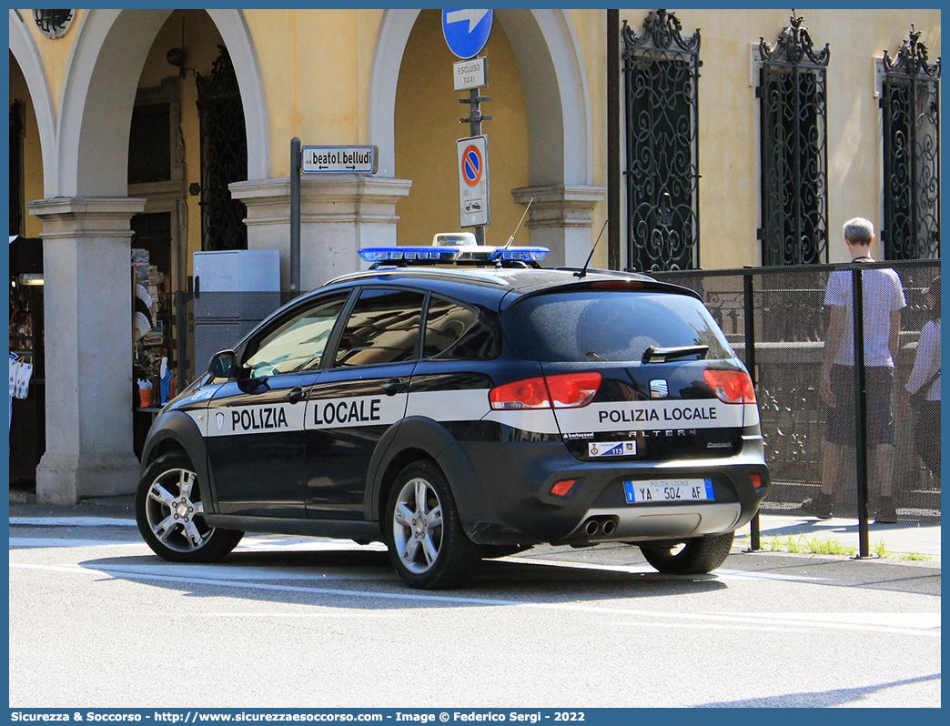 Polizia Locale YA504AF
Polizia Locale
Comune di Padova
Seat Altea Freetrack
Allestitore Bertazzoni S.r.l.
Parole chiave: PL;P.L.;PM;P.M.;Polizia;Locale;Municipale;Padova;Seat;Altea;Freetrack;Bertazzoni