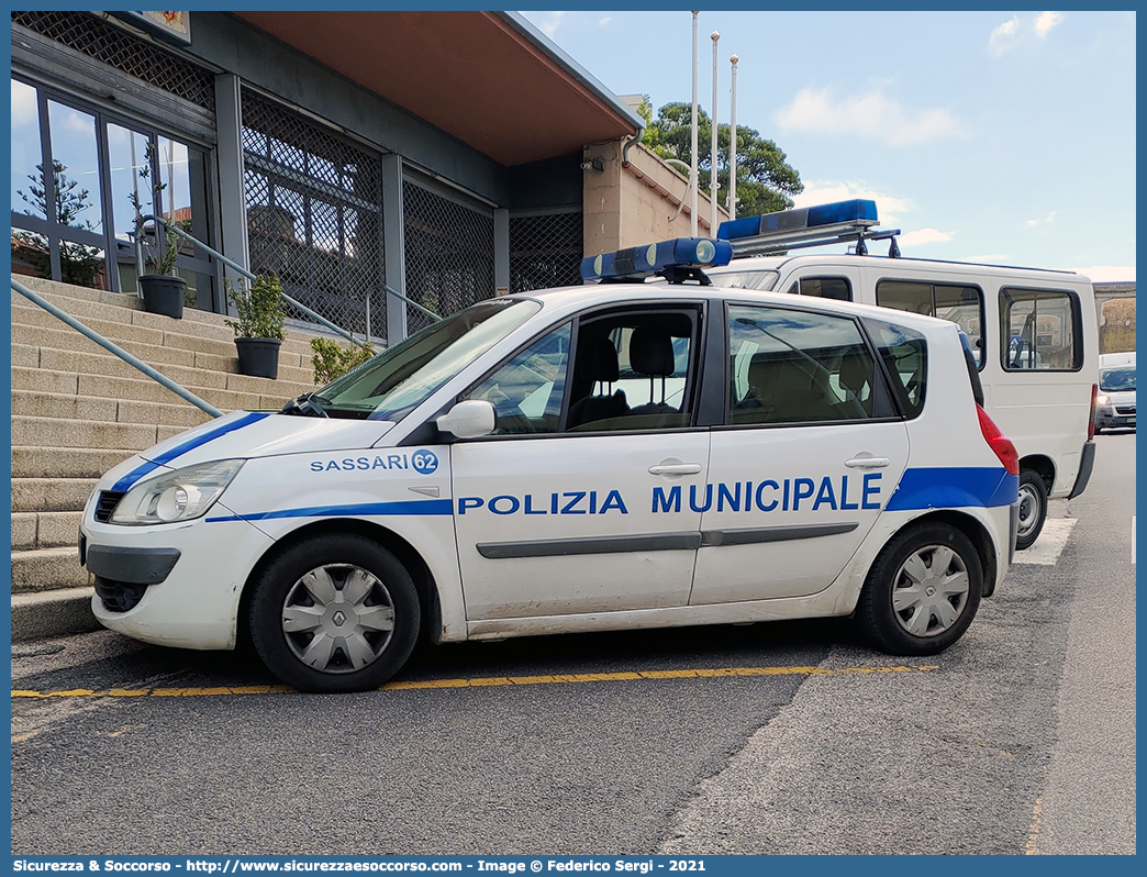 -
Polizia Municipale
Comune di Sassari
Renault Megane III serie
Parole chiave: PL;P.L.;PM;P.M.;Polizia;Locale;Municipale;Sassari;Renault;Megane