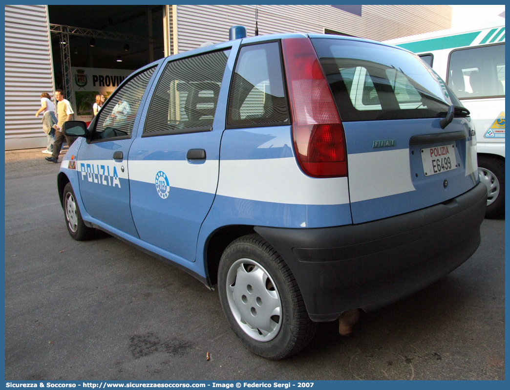 Polizia E6499
Polizia di Stato
Reparto Volo
Fiat Punto I serie
Parole chiave: PS;P.S.;Polizia di Stato;Polizia;Reparto;Volo;Fiat;Punto