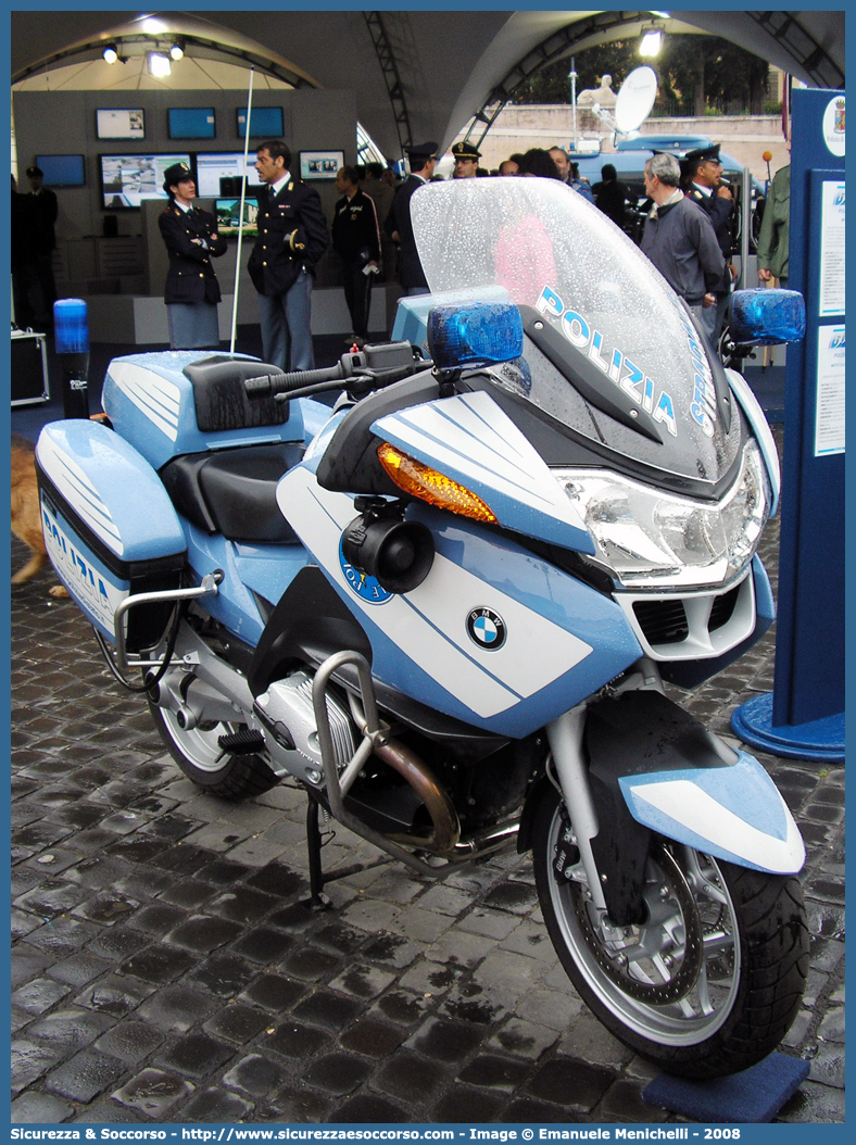 Polizia G1719
Polizia di Stato
Polizia Stradale
Bmw R1200RT III serie
Allestitore Carrozzeria Marazzi S.r.l.
Parole chiave: PS;P.S.;Polizia;di;Stato;Stradale;BMW;R1200;RT;R;1200;RT;R;RT;Marazzi