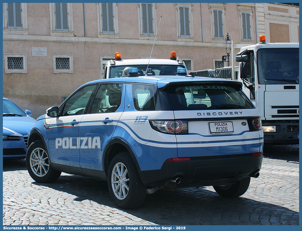 Polizia M1306
Polizia di Stato
Land Rover Discovery Sport
Allestitore Carrozzeria Marazzi S.r.l.
Parole chiave: PS;P.S.;Polizia;di;Stato;Polizia;Stato;Land;Rover;Discovery;Sport