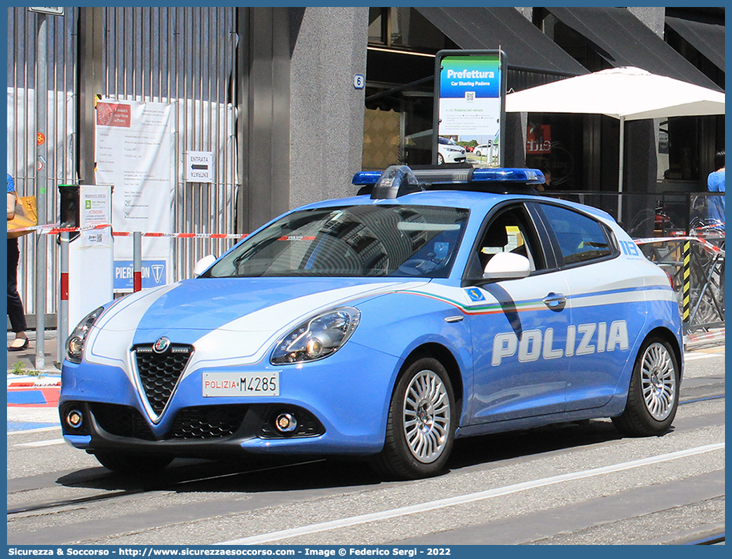 Polizia M4285
Polizia di Stato
Polizia Stradale
Alfa Romeo Nuova Giulietta
I serie II restyling
(II fornitura)
Parole chiave: PS;P.S.;Polizia;di;Stato;Stradale;Alfa;Romeo;Nuova;Giulietta