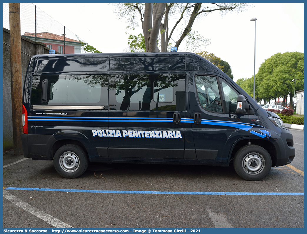 Polizia Penitenziaria 063AH
Polizia Penitenziaria
Fiat Ducato III serie II restyling
Parole chiave: PolPen;Pol.Pen.;AdiC;A.diC.;Agenti;di;Custodia;Polizia;Penitenziaria;Fiat;Ducato;X290