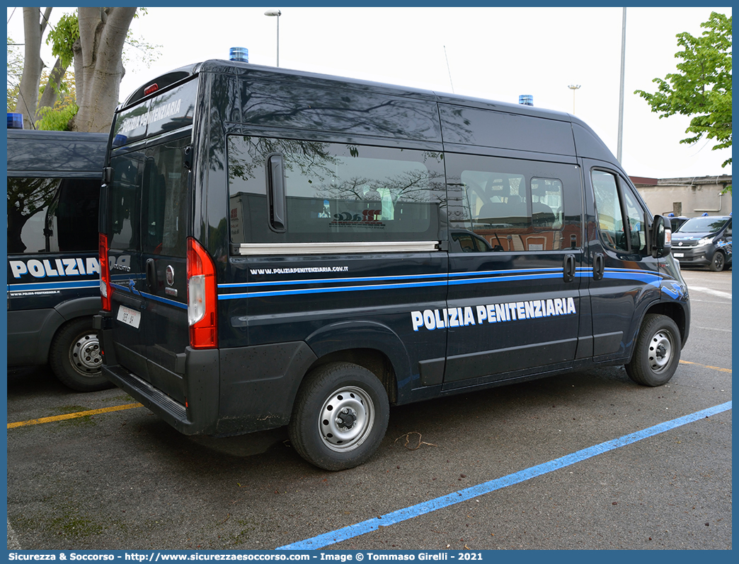 Polizia Penitenziaria 063AH
Polizia Penitenziaria
Fiat Ducato III serie II restyling
Parole chiave: PolPen;Pol.Pen.;AdiC;A.diC.;Agenti;di;Custodia;Polizia;Penitenziaria;Fiat;Ducato;X290