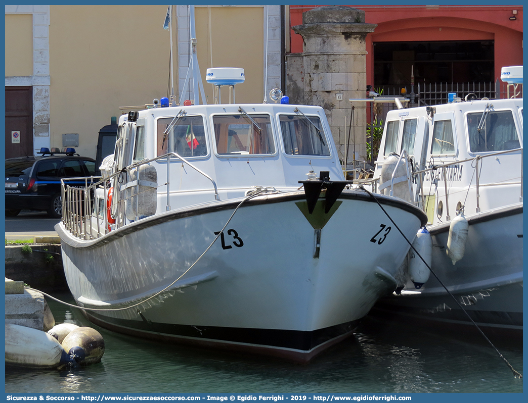 Z3
Polizia Penitenziaria
Servizio Navale
Motovedetta Classe Z
Parole chiave: PolPen;AdiC;Agenti;Custodia;Polizia;Penitenziaria;Servizio;Navale;Motovedetta;Classe;Z