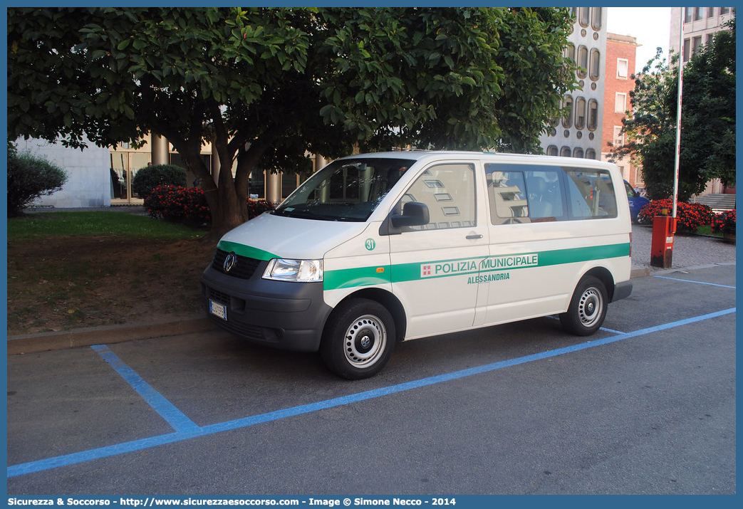 -
Polizia Municipale
Comune di Alessandria
Volkswagen Transporter T5
Parole chiave: PL;P.L.;PM;P.M.;Polizia;Locale;Municipale;Alessandria;Volkswagen;Transporter;T5