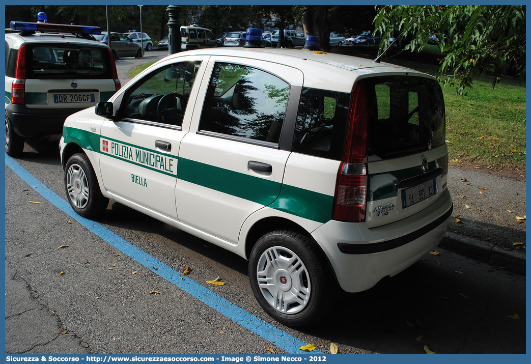 Polizia Locale YA331AC
Polizia Municipale
Comune di Biella
Fiat Nuova Panda I serie
Parole chiave: PL;P.L.;PM;P.M.;Polizia;Locale;Municipale;Biella;Fiat;Panda