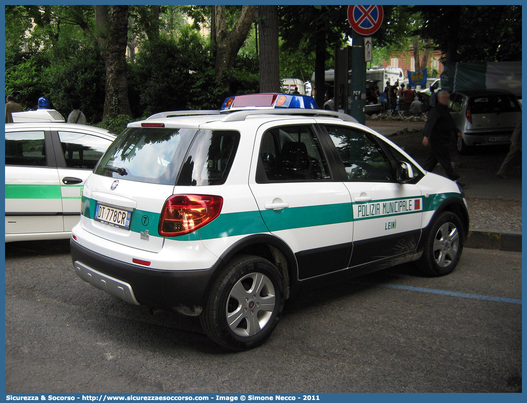 -
Polizia Municipale
Comune di Leini
Fiat Sedici II serie
Parole chiave: PM;P.M.;PL;P.L.;Polizia;Municipale;Locale;Leini;Leynì;Leinì;Fiat;Sedici