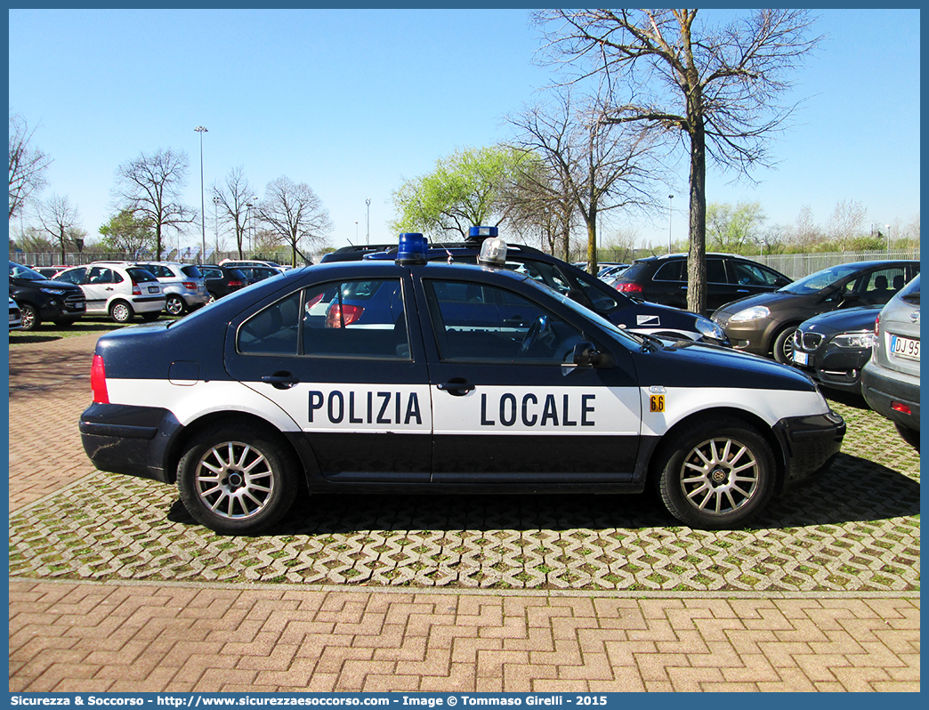 -
Polizia Locale
Comune di Castelfranco Veneto
Volkswagen Bora
(variante)
Parole chiave: PL;PM;P.L.;P.M.;Polizia;Locale;Municipale;Castelfranco;Veneto;Volkswagen;Bora