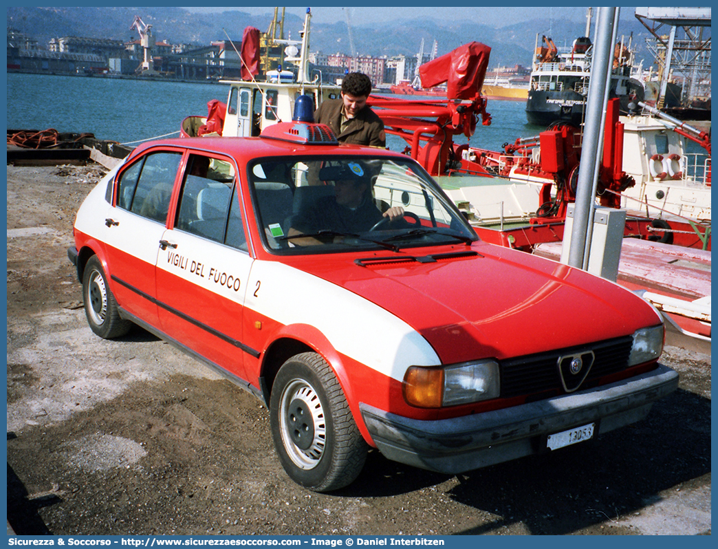 VF 13053
Corpo Nazionale Vigili del Fuoco
Alfa Romeo Alfasud III serie
Parole chiave: VVF;V.V.F.;Corpo;Nazionale;Vigili;del;Fuoco;Alfa;Romeo;Alfasud