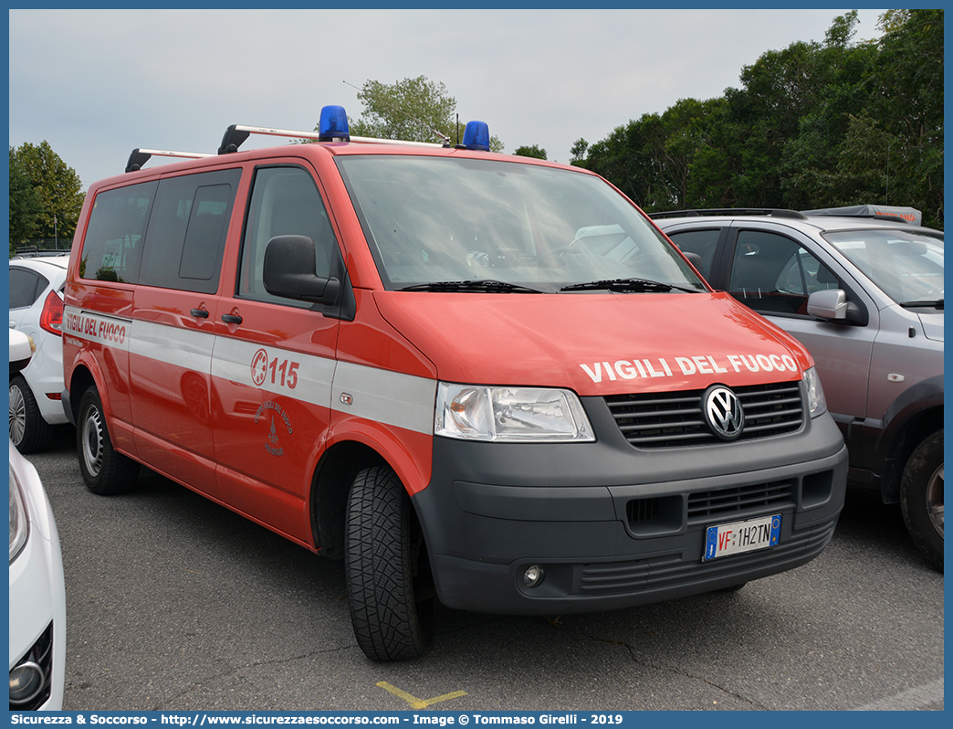 VF 1H2TN
Corpo Volontario Vigili del Fuoco
Canal San Bovo
Volkswagen Transporter T5
Parole chiave: VFV;V.F.V.;Vigili;Fuoco;Volontari;Canal San Bovo;Volkswagen;Transporter;T5