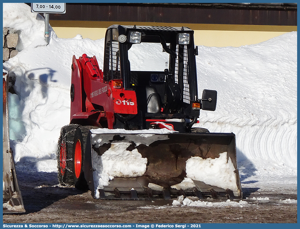 VF 22871
Corpo Nazionale Vigili del Fuoco
CGT Bobcat 553
Parole chiave: VVF;V.V.F.;Corpo;Nazionale;Vigili;del;Fuoco;CGT;Bobcat;553