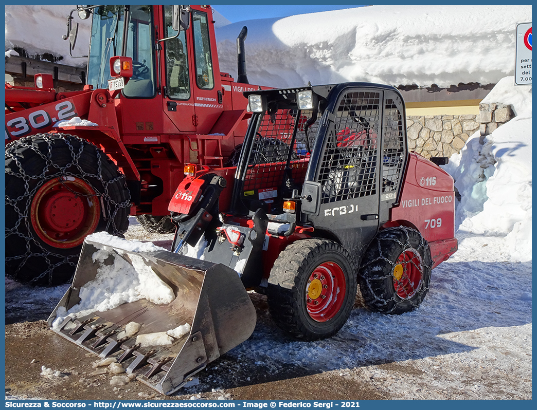 VF 22871
Corpo Nazionale Vigili del Fuoco
CGT Bobcat 553
Parole chiave: VVF;V.V.F.;Corpo;Nazionale;Vigili;del;Fuoco;CGT;Bobcat;553