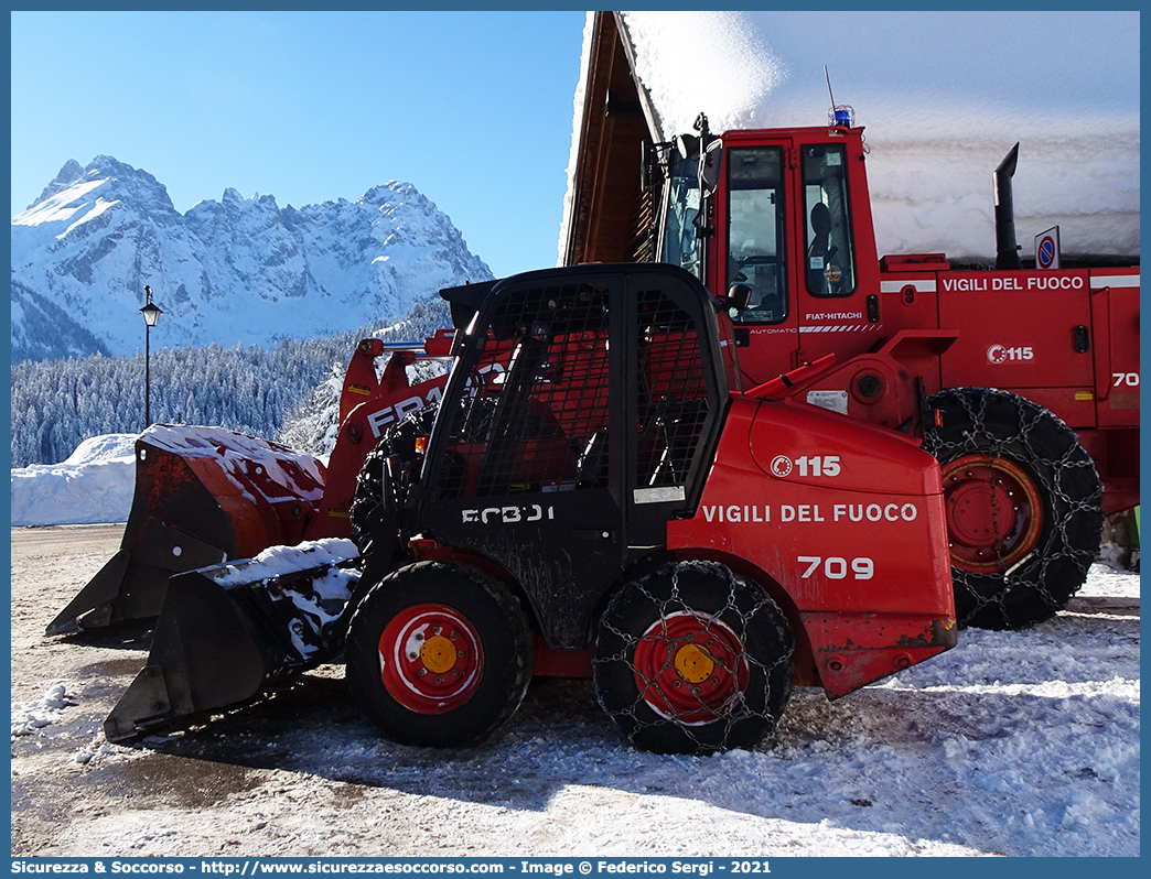 VF 22871
Corpo Nazionale Vigili del Fuoco
CGT Bobcat 553
Parole chiave: VVF;V.V.F.;Corpo;Nazionale;Vigili;del;Fuoco;CGT;Bobcat;553