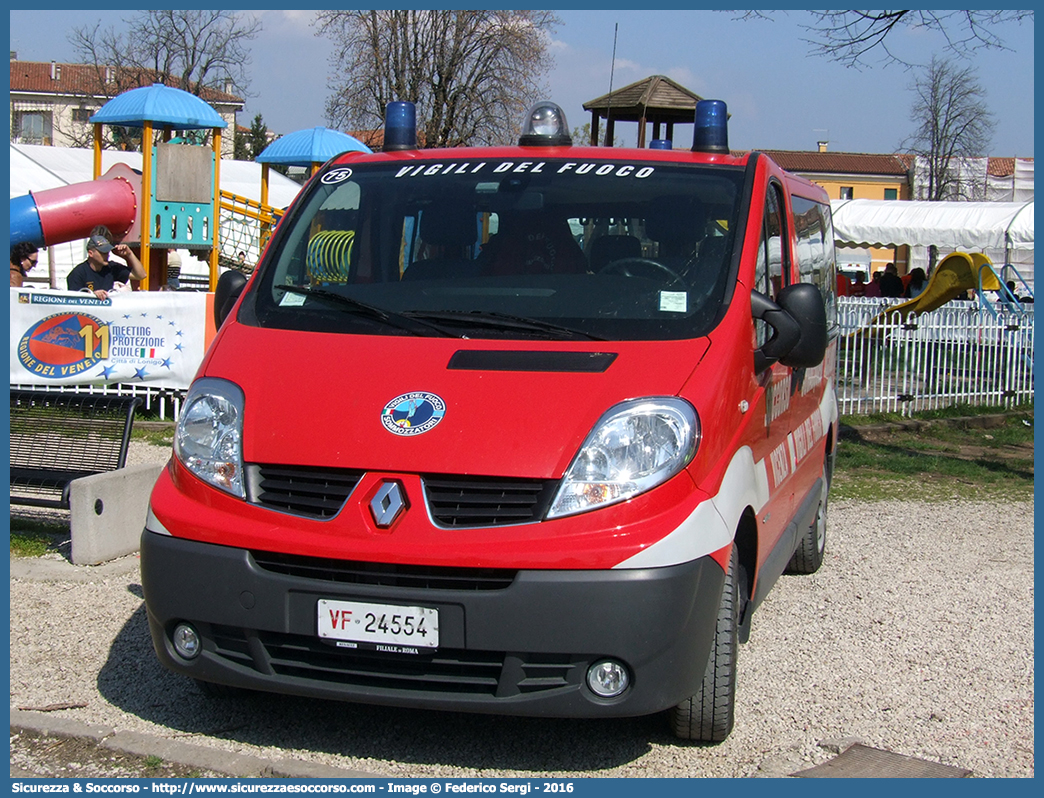 VF 24554
Corpo Nazionale Vigili del Fuoco
Nucleo Soccorso Subacqueo e Acquatico
Renault Trafic III serie
Parole chiave: VVF;V.V.F.;Corpo;Nazionale;Vigili;del;Fuoco;Renault;Trafic;NSSA;N.S.S.A.;Soccorso;Subacqueo;Acquatico;Sommozzatori;Subacquei