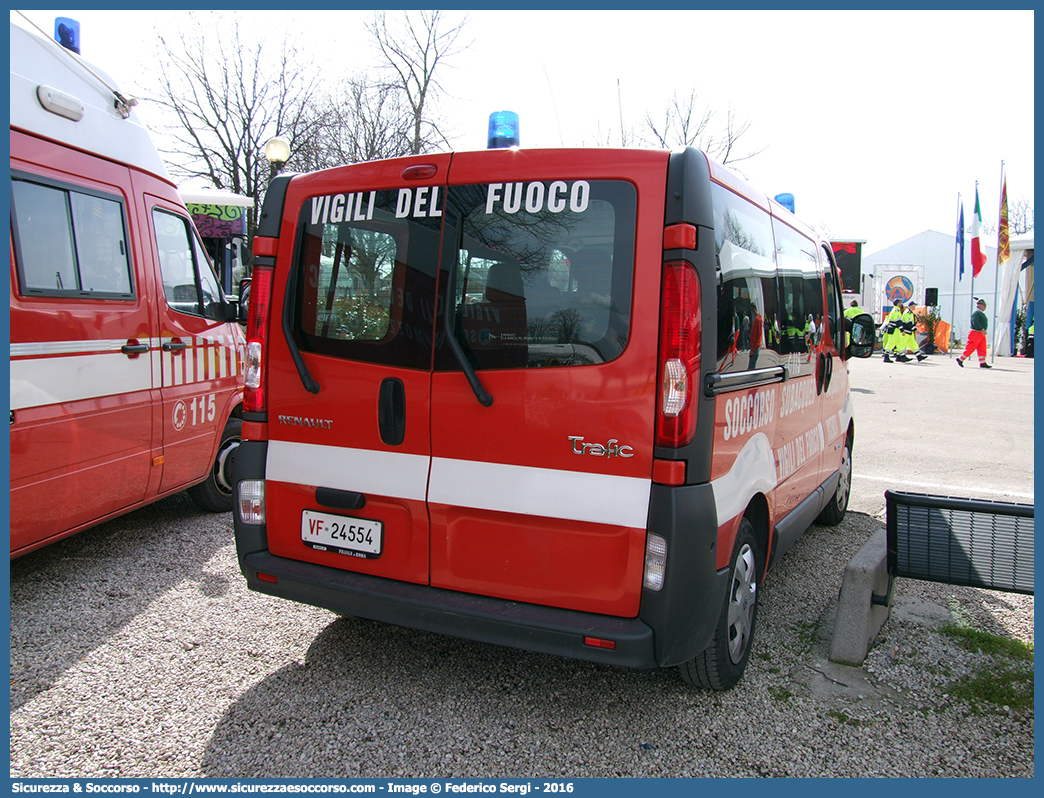 VF 24554
Corpo Nazionale Vigili del Fuoco
Nucleo Soccorso Subacqueo e Acquatico
Renault Trafic III serie
Parole chiave: VVF;V.V.F.;Corpo;Nazionale;Vigili;del;Fuoco;Renault;Trafic;NSSA;N.S.S.A.;Soccorso;Subacqueo;Acquatico;Sommozzatori;Subacquei