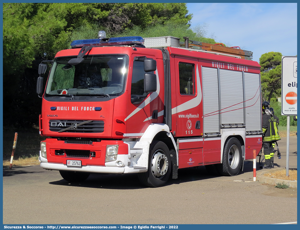 VF 25762
Corpo Nazionale Vigili del Fuoco
Volvo FL280/FL290 III serie
Allestitore BAI S.r.l.
Parole chiave: VVF;V.V.F.;Corpo;Nazionale;Vigili;del;Fuoco;APS;A.P.S.;AutoPompaSerbatoio;AutoPompa;Volvo;FL;280;290;FL280;FL290;BAI