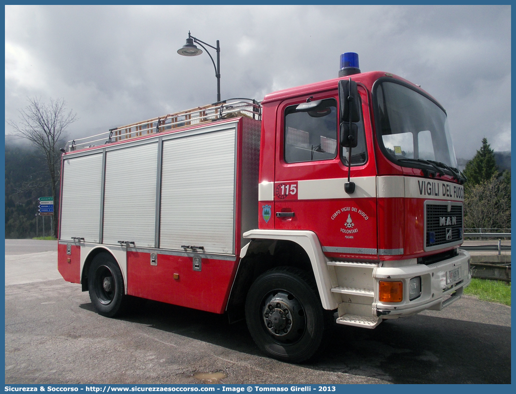 VF A25TN
Corpo Vigili del Fuoco Volontari Folgaria
MAN M90
Parole chiave: VFV;V.F.V.;Corpo;Vigili;del;Fuoco;Volontari;Folgaria;MAN;M90