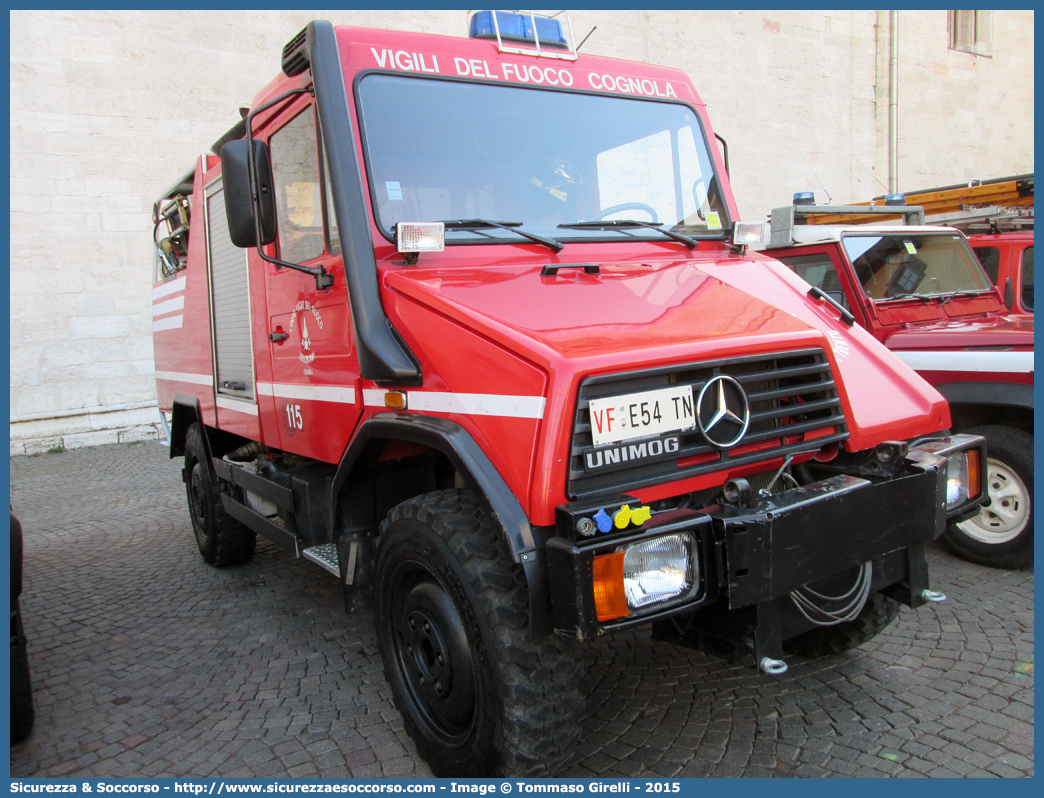 VF E54 TN
Corpo Vigili del Fuoco Volontari Cognola
Mercedes Benz Unimog U100L
Allestitore BAI S.r.l.
Parole chiave: VF;V.F.;Corpo;Vigili;del;Fuoco;Volontari;Cognola;Mercedes;Benz;Unimog;U100L;BAI