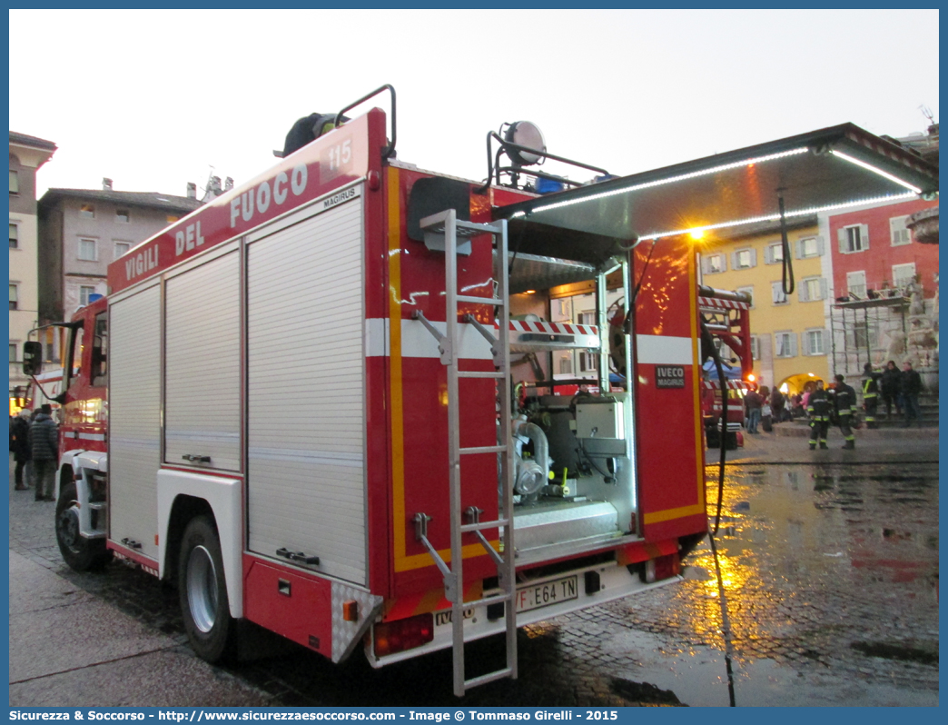 VF E64TN
Corpo Vigili del Fuoco Volontari Gardolo
Iveco Magirus EuroCargo 130E23
Parole chiave: VFV;V.F.V.;Corpo;Vigili;del;Fuoco;Volontari;Gardolo;Iveco;Magirus;EuroCargo;130E23